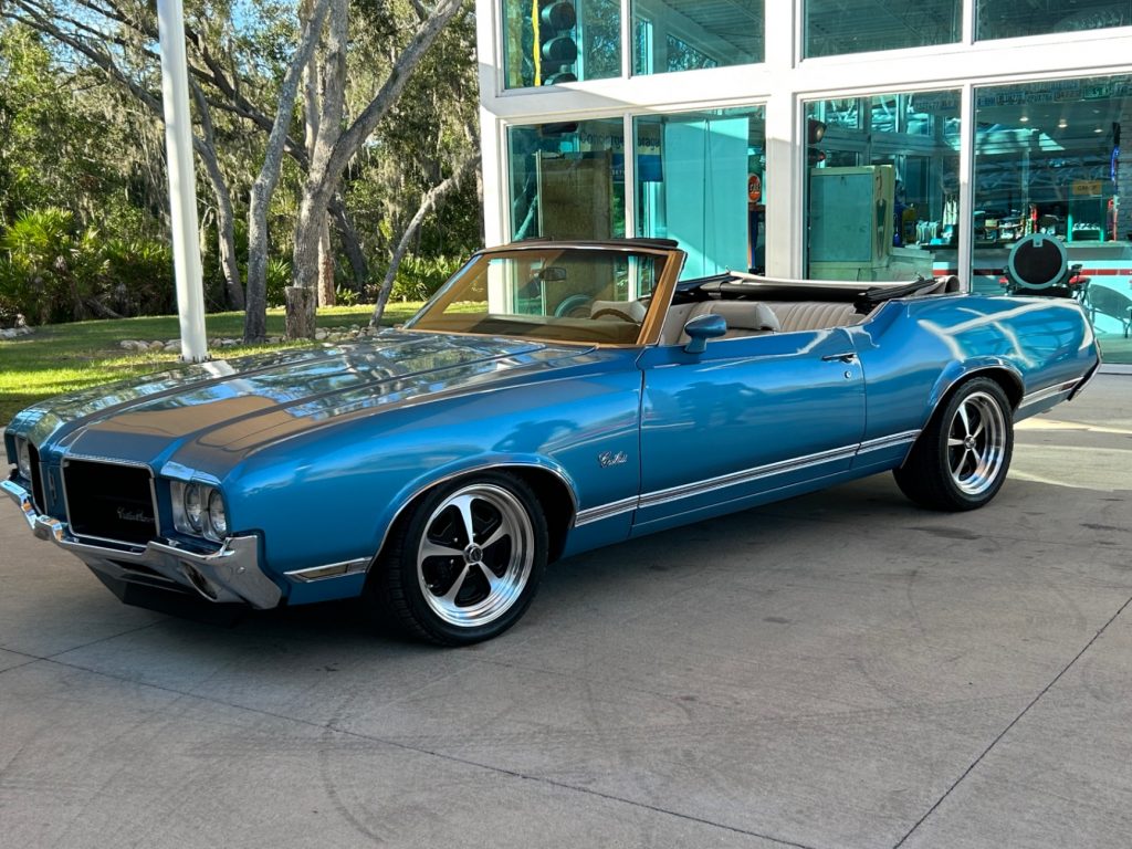 1971 Oldsmobile Cutlass Supreme